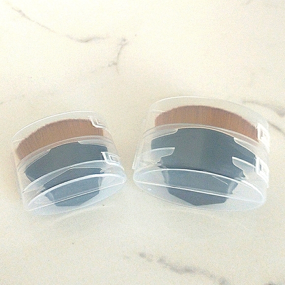 New Trendy Flawless Kabuki Makeup Brush Set - 1 Of Each Size with Case - Picture 6 of 13